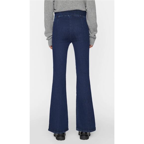 Frame The Jetset Flare Pant Keller In Blue - Picture 11 of 14